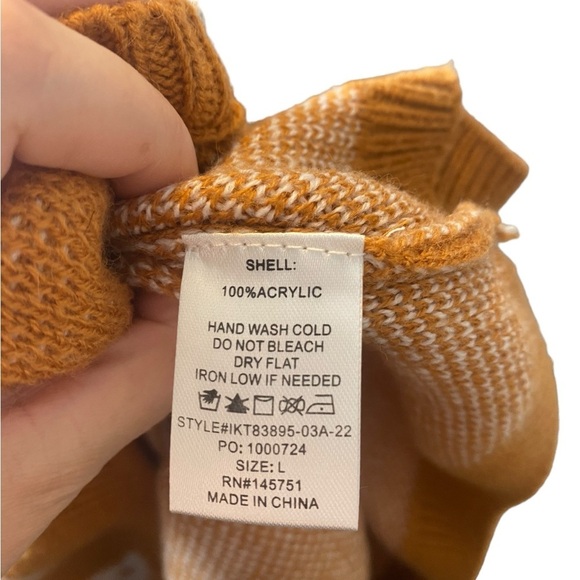 Altar’d State Daisy Print Sweater - Picture 6 of 6